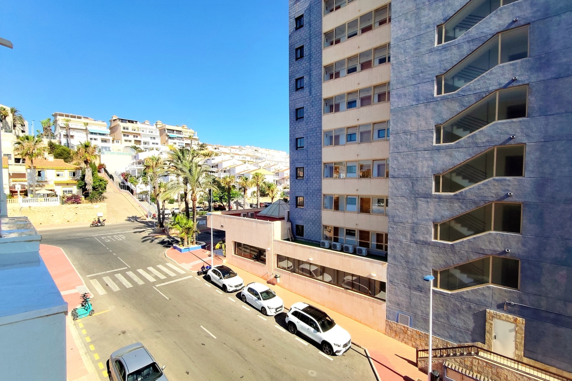 Herverkoop - Plat -
La Mata