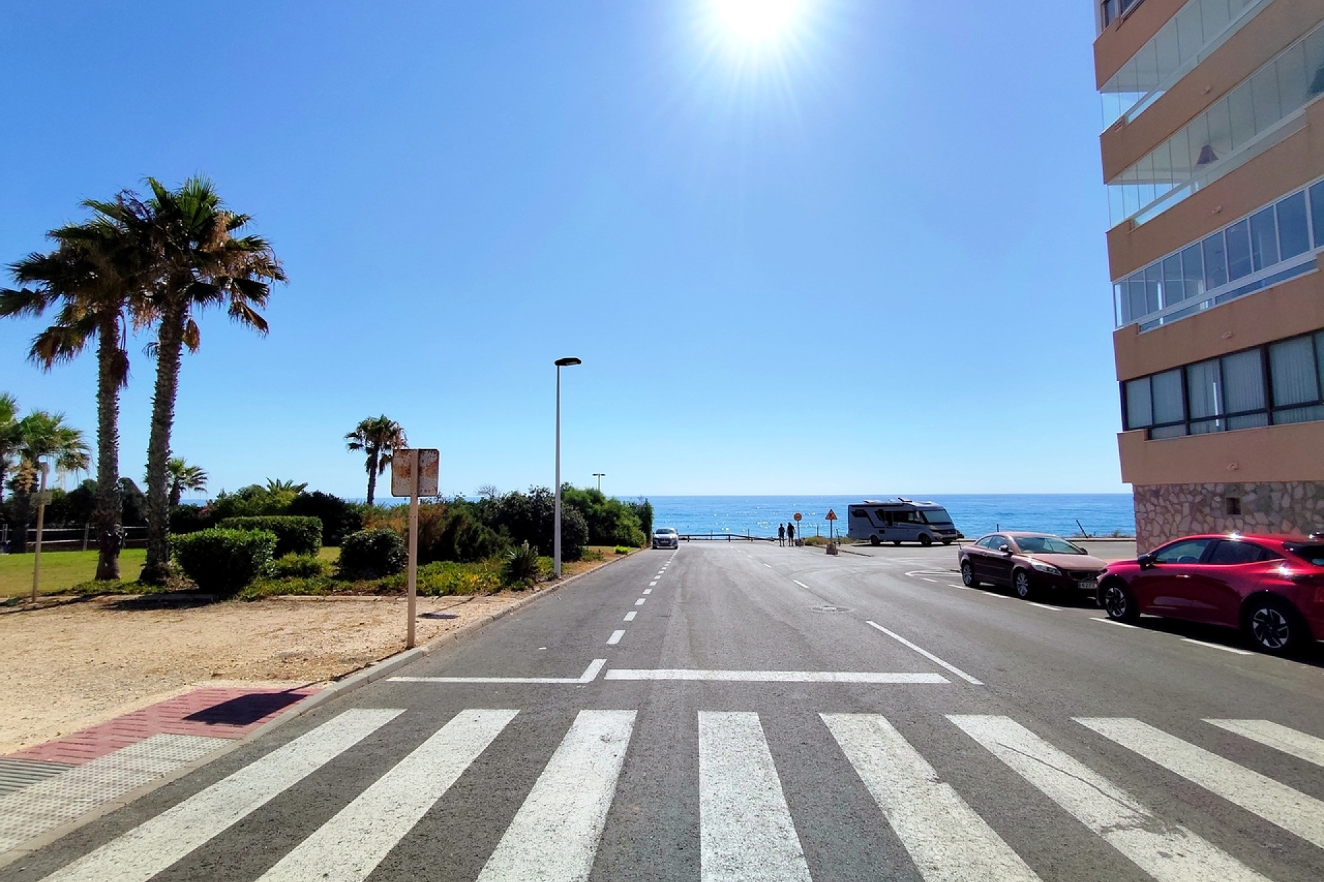 Herverkoop - Plat -
La Mata