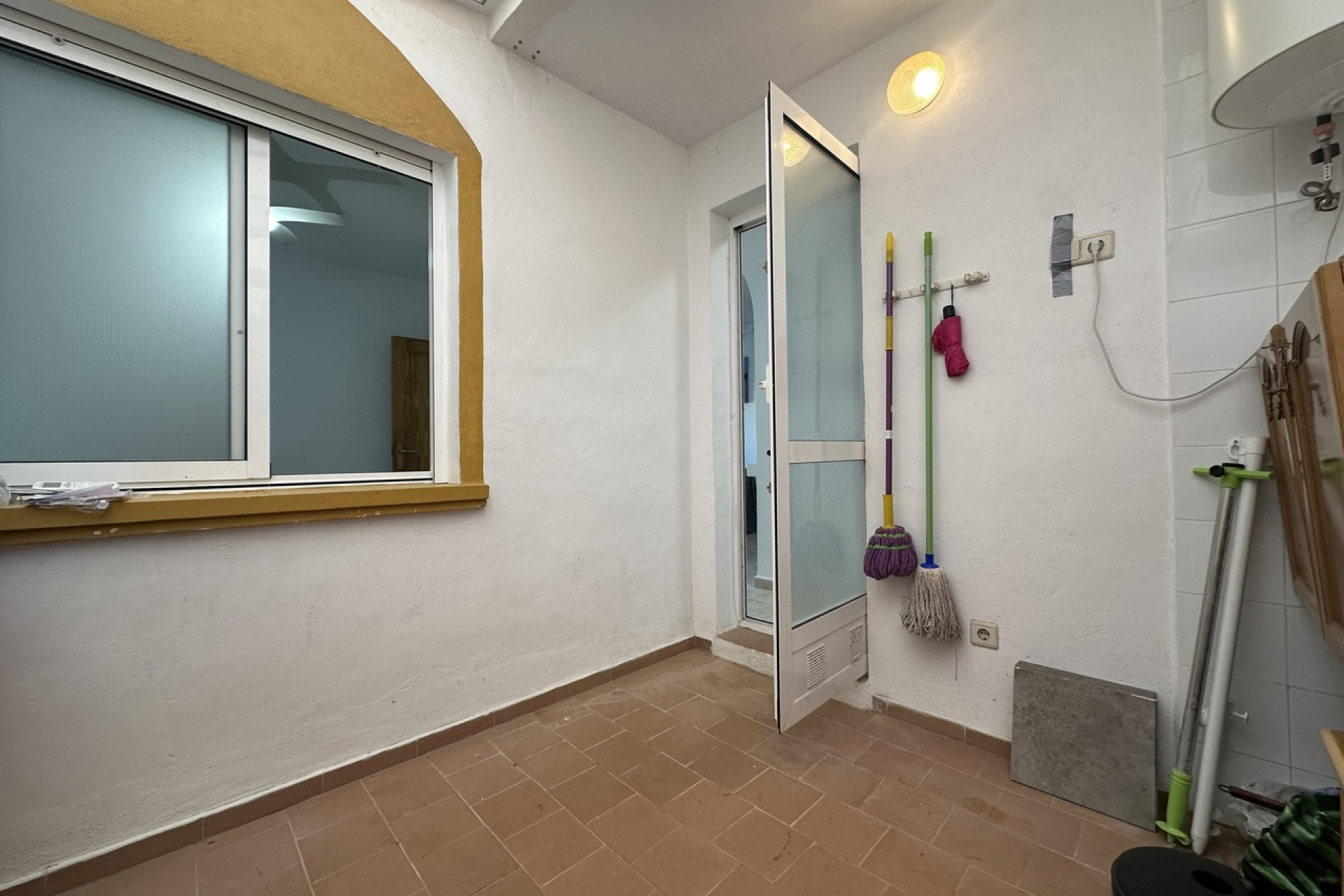 Herverkoop - Plat -
La Zenia