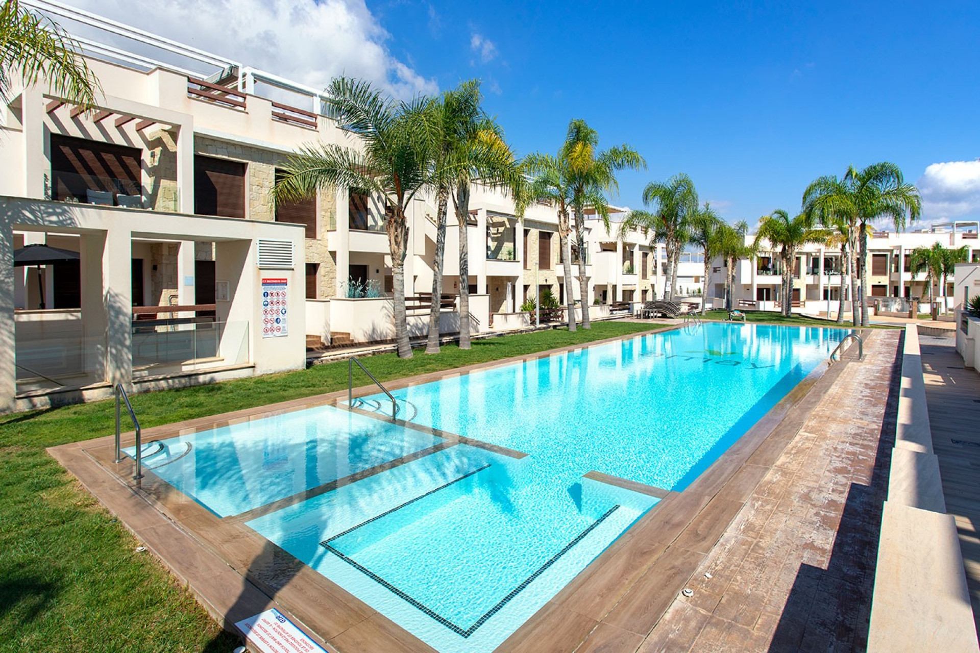 Herverkoop - Plat -
Los Balcones - Torrevieja