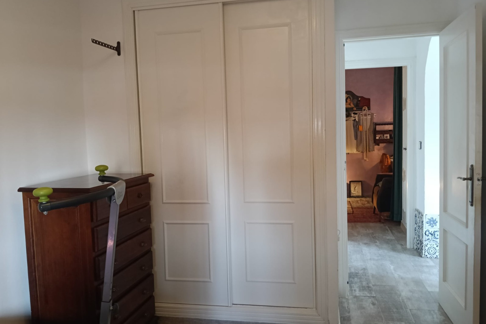 Herverkoop - Plat -
Los Montesinos - La Herrada