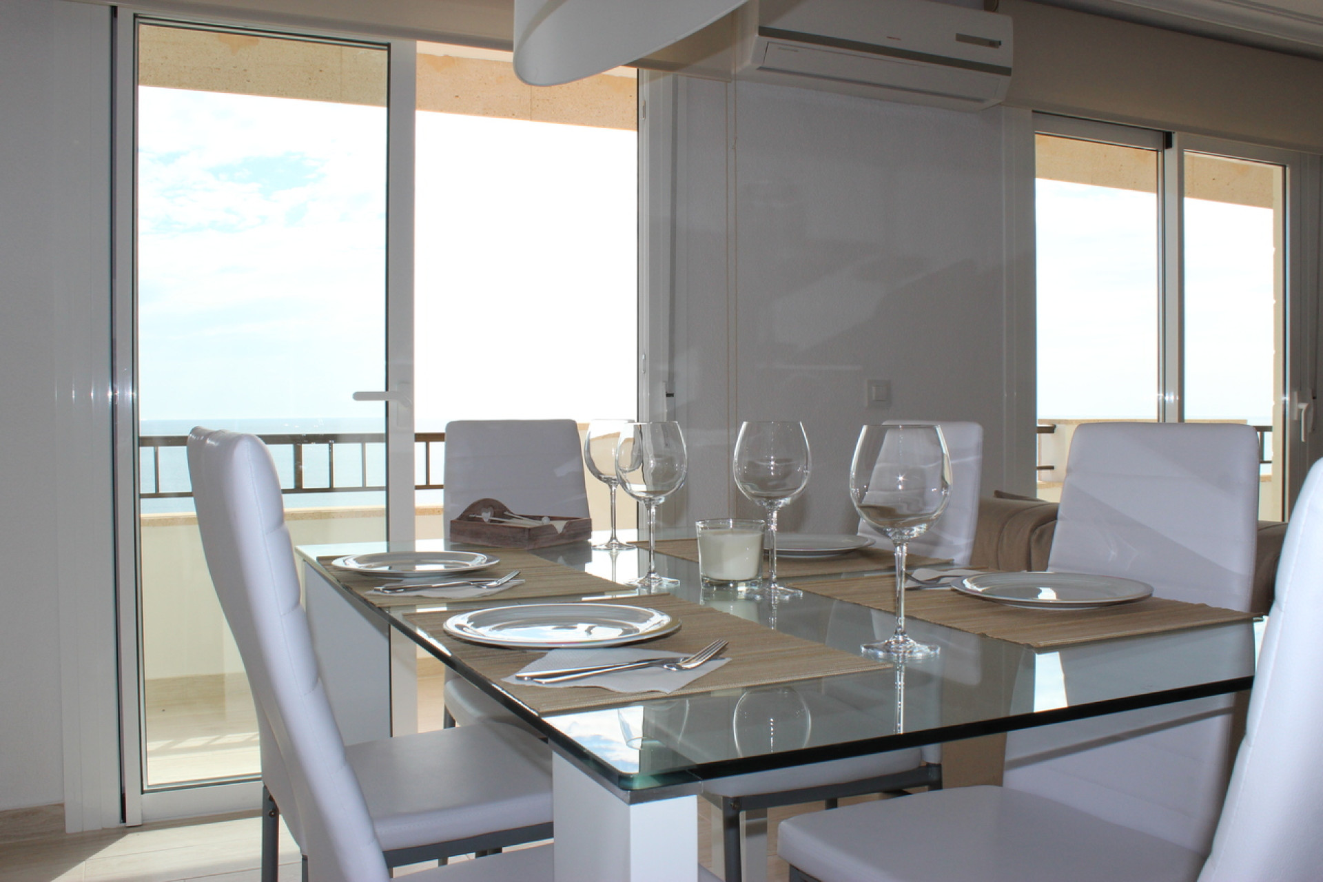 Herverkoop - Plat -
Mil Palmeras - Costa Blanca