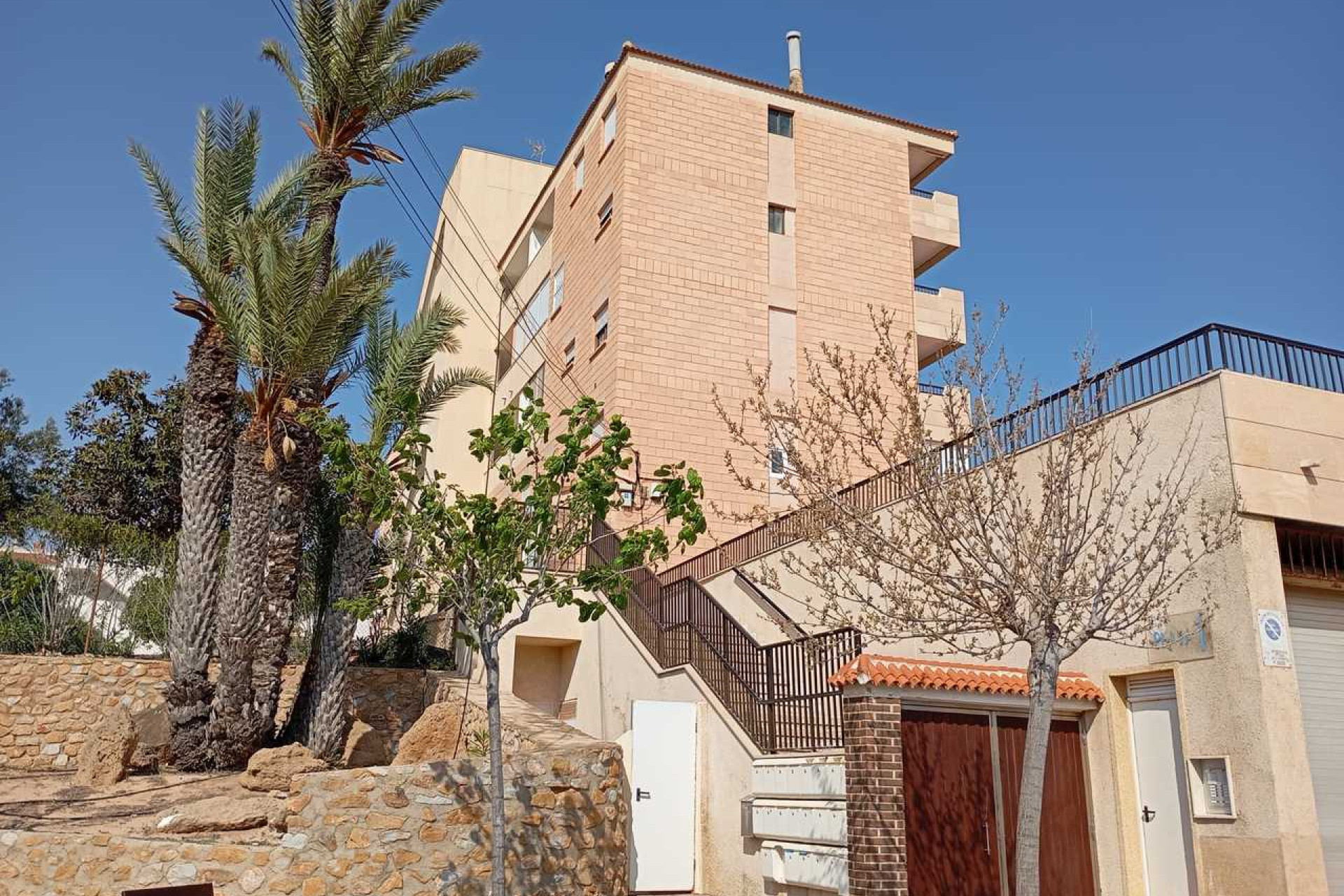 Herverkoop - Plat -
Mil Palmeras - Costa Blanca