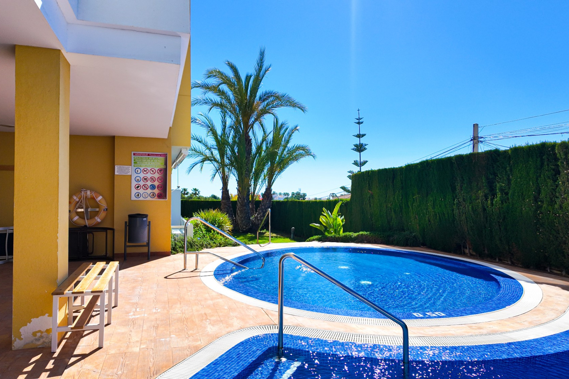Herverkoop - Plat -
Orihuela Costa - Costa Blanca