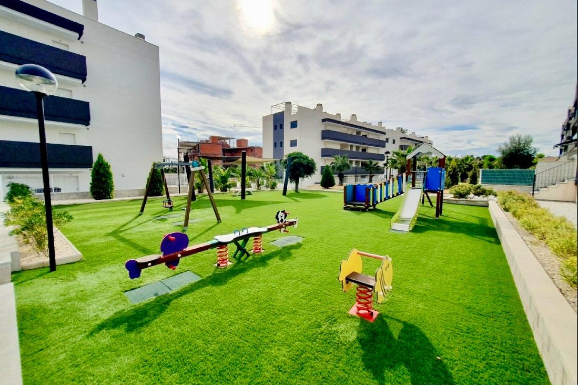 Herverkoop - Plat -
Orihuela Costa - Costa Blanca