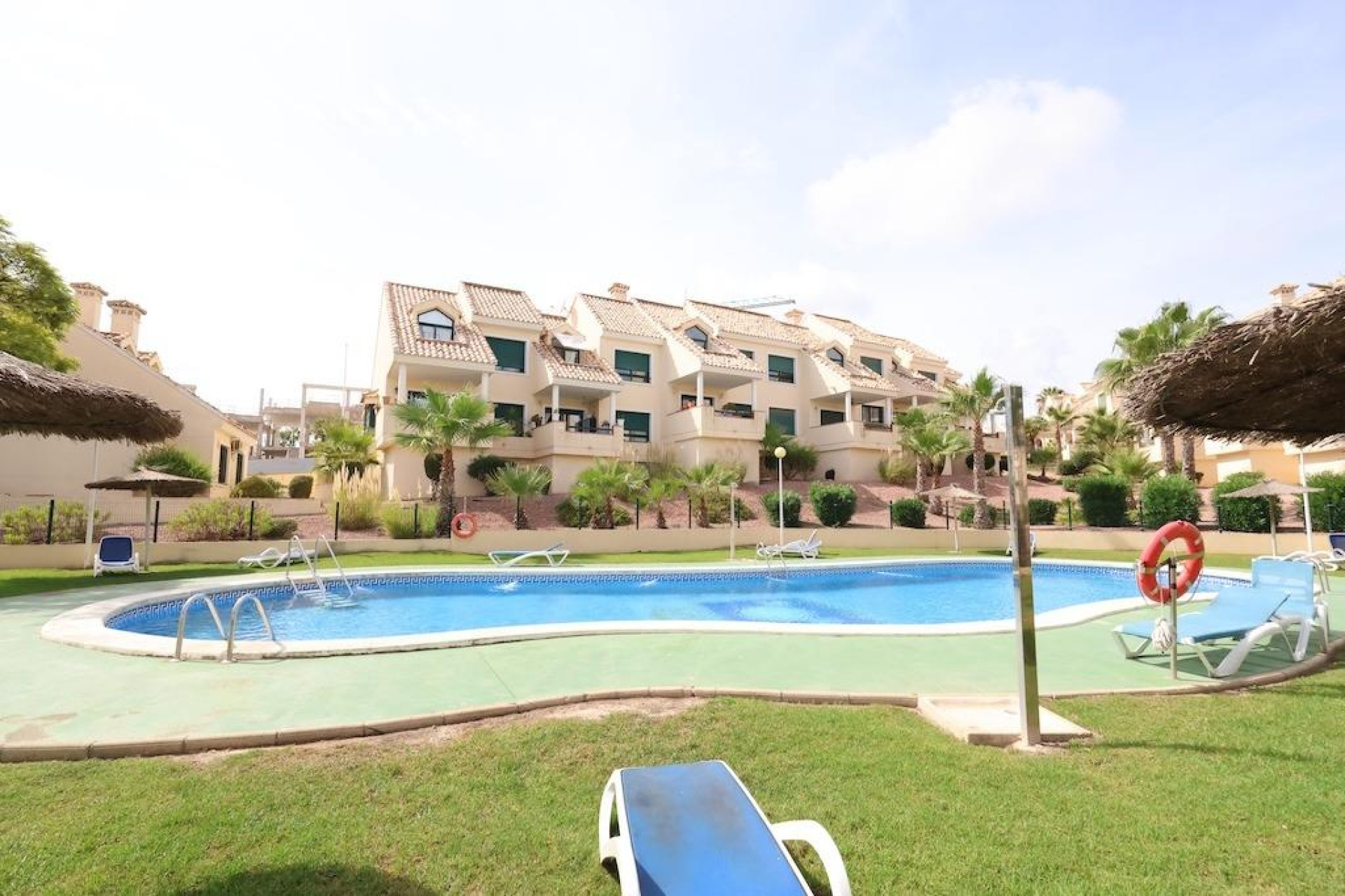 Herverkoop - Plat -
Orihuela Costa - Costa Blanca