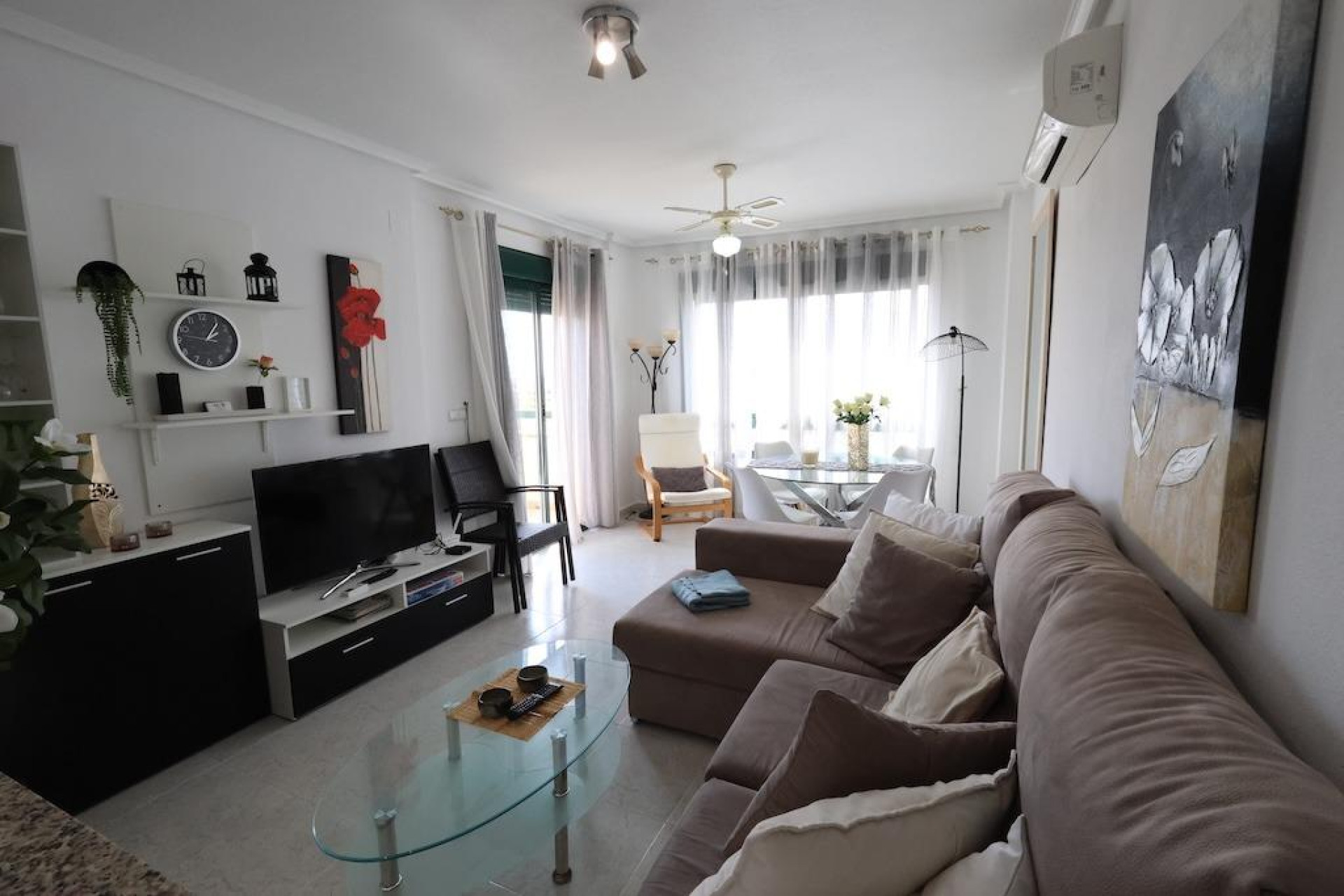 Herverkoop - Plat -
Orihuela Costa - Costa Blanca