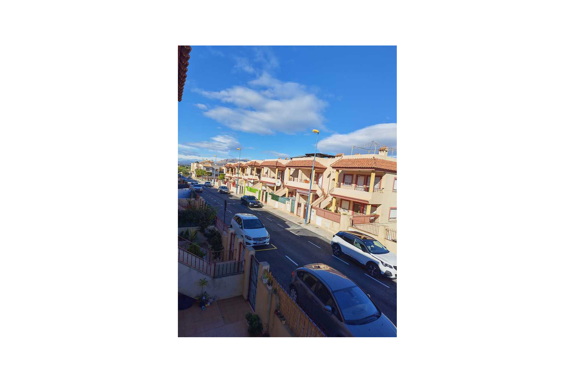 Herverkoop - Plat -
Orihuela Costa - Hurchillo