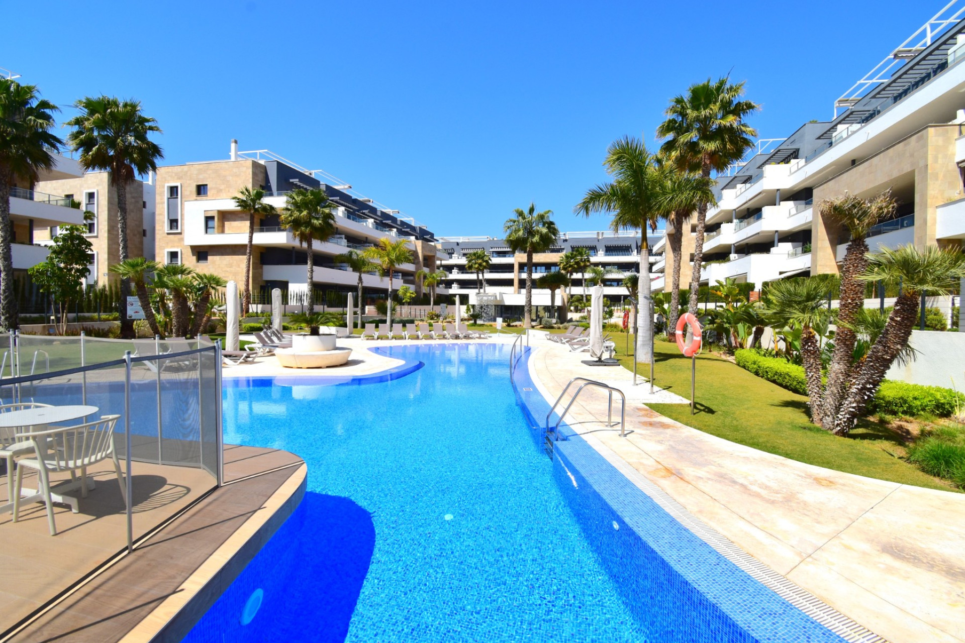 Herverkoop - Plat -
Orihuela Costa - Playa Flamenca
