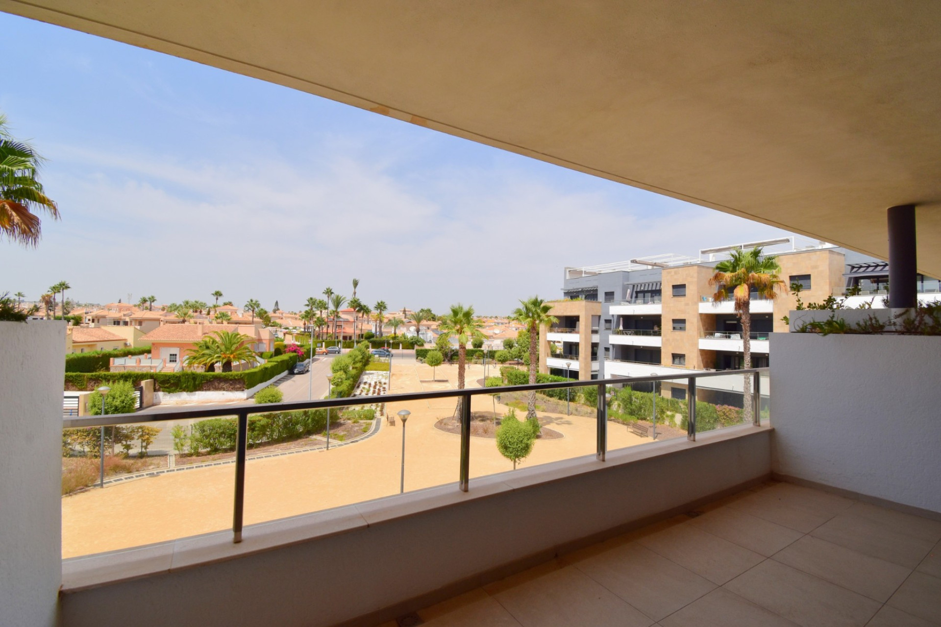 Herverkoop - Plat -
Orihuela Costa - Playa Flamenca