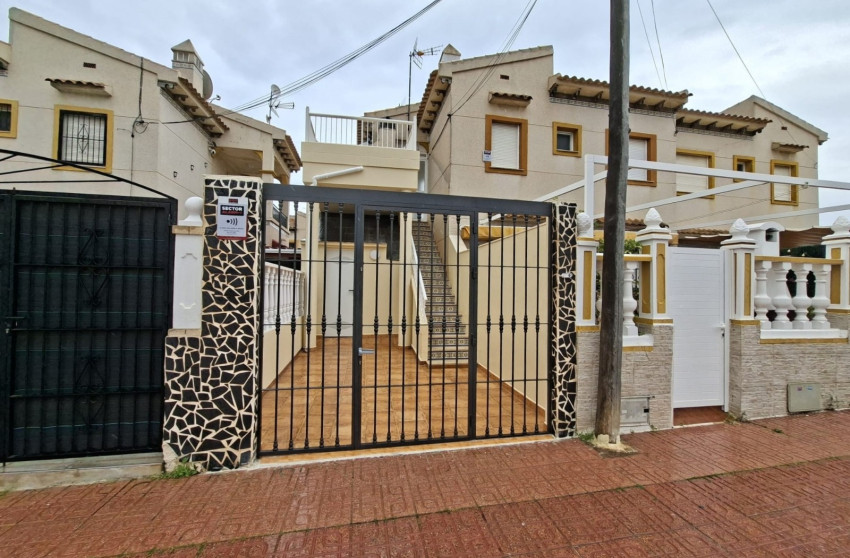 Herverkoop - Plat -
Orihuela Costa - Punta Prima