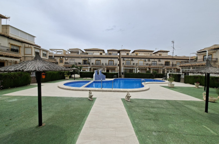 Herverkoop - Plat -
Orihuela Costa - Punta Prima