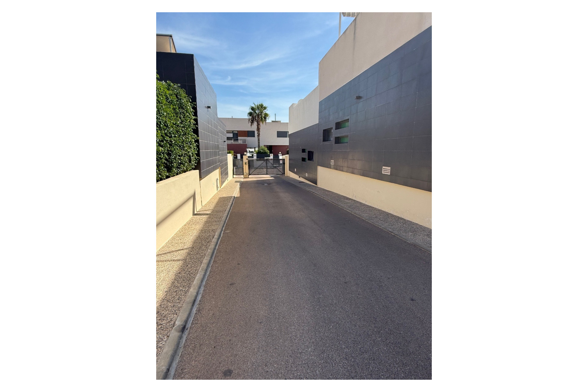 Herverkoop - Plat -
Orihuela Costa - Villamartín