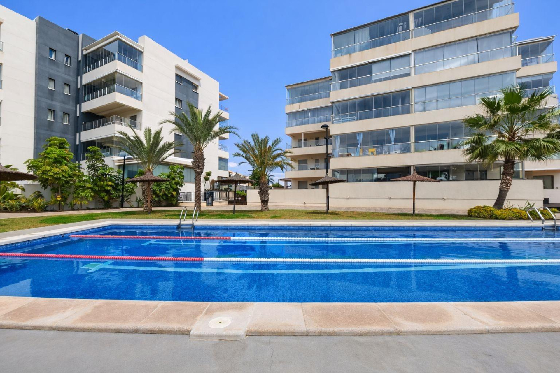 Herverkoop - Plat -
Orihuela Costa - Villamartín
