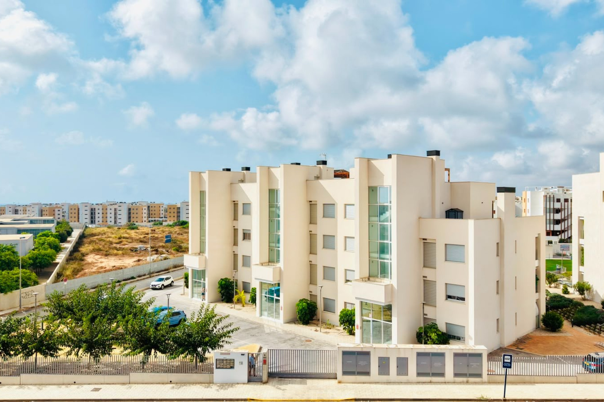 Herverkoop - Plat -
Orihuela Costa