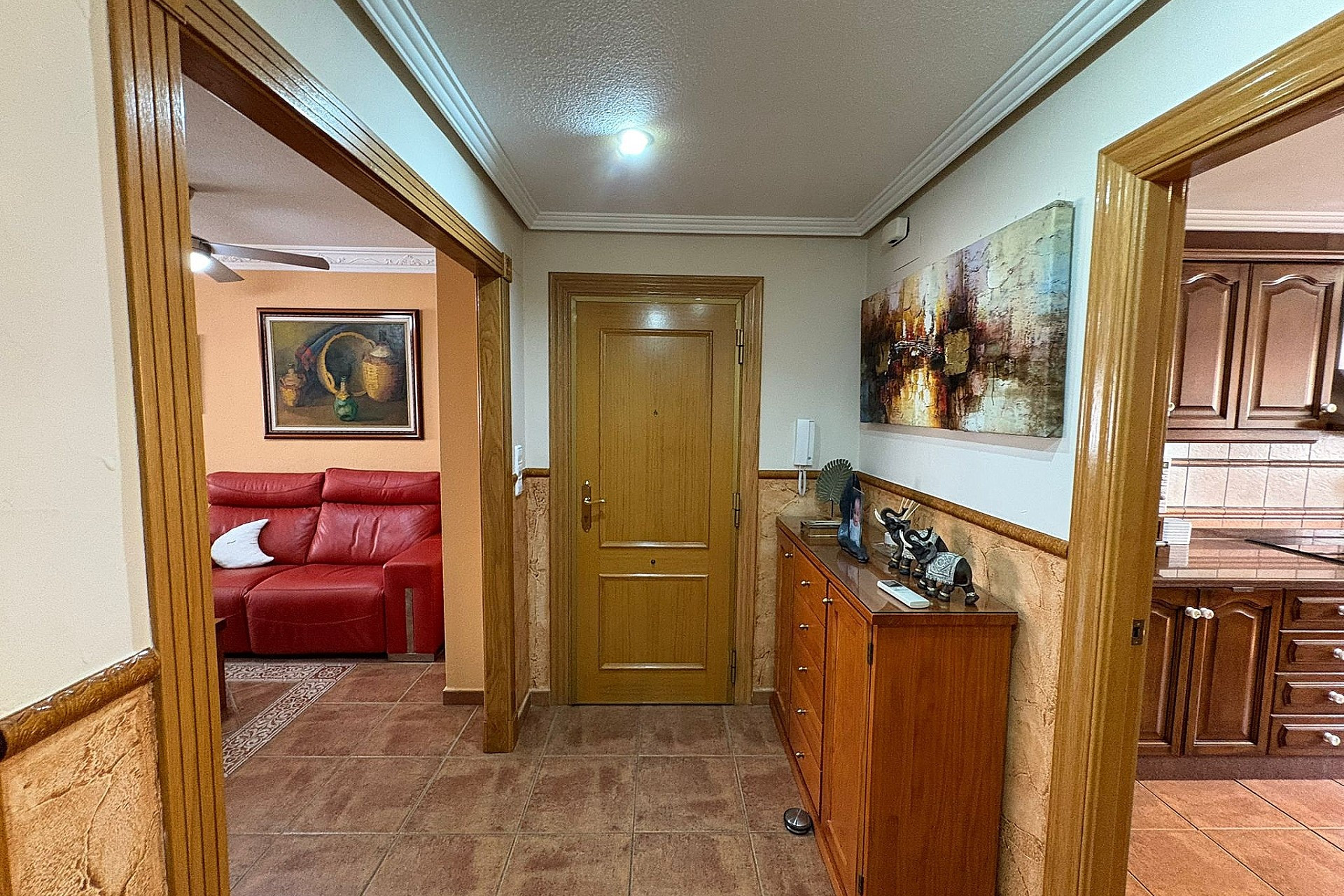 Herverkoop - Plat -
Petrer