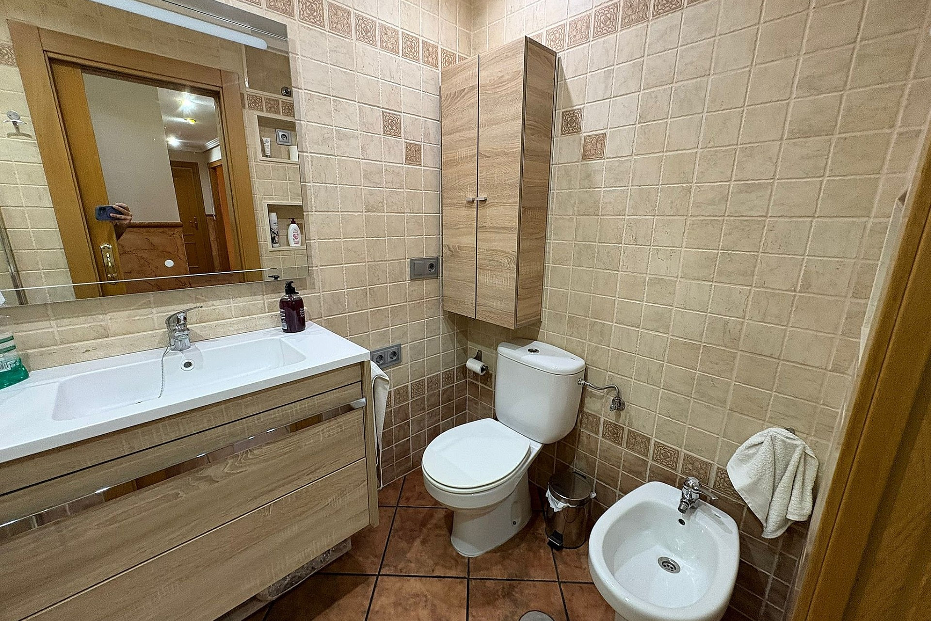 Herverkoop - Plat -
Petrer