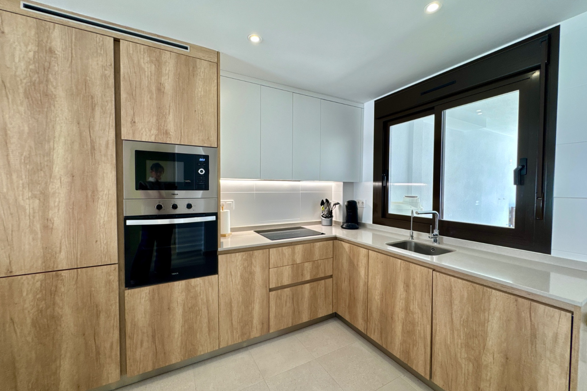 Herverkoop - Plat -
Pilar de la Horadada