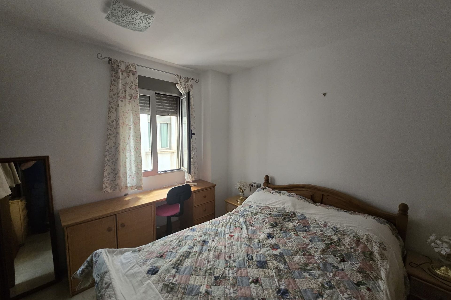 Herverkoop - Plat -
Pinoso