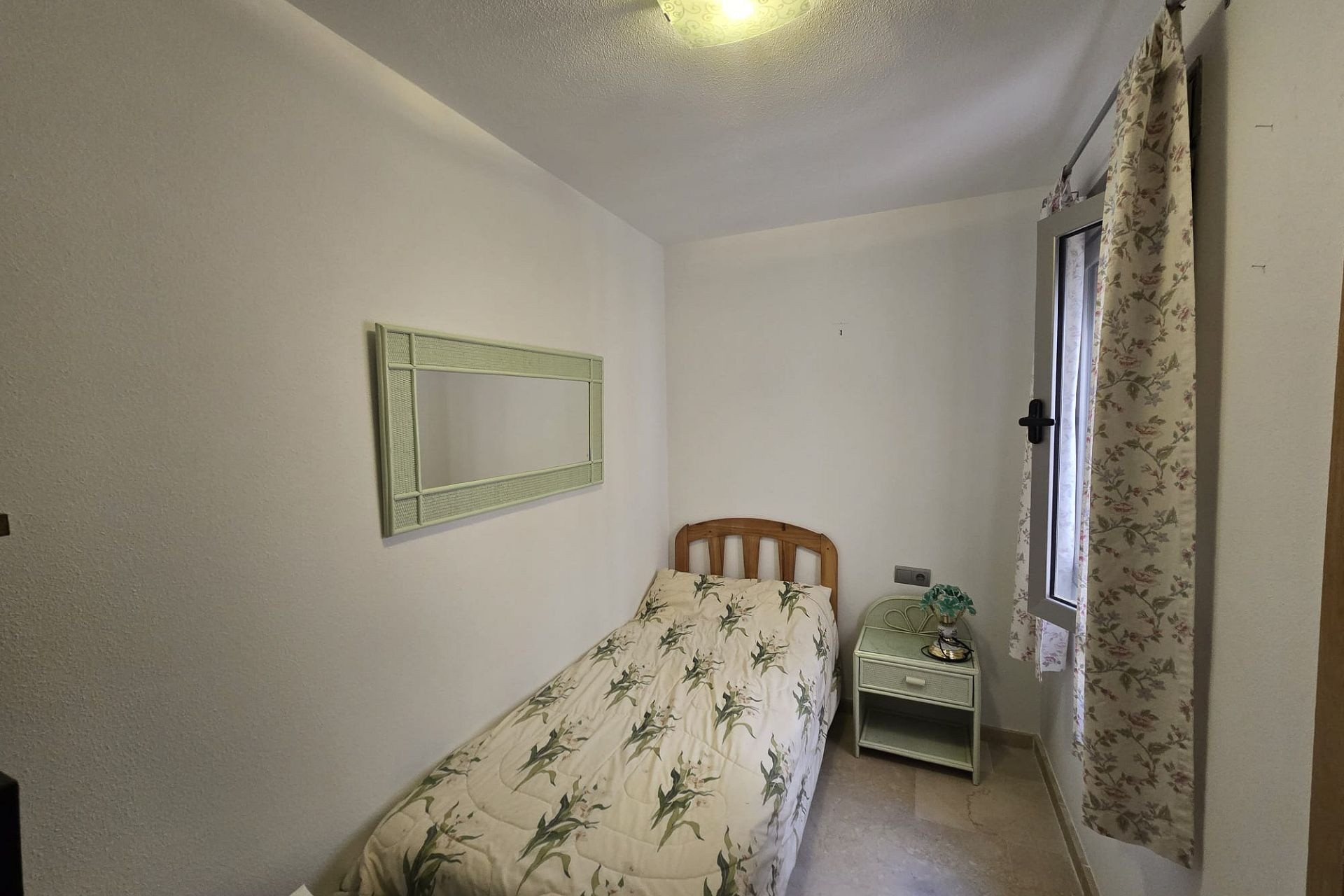 Herverkoop - Plat -
Pinoso