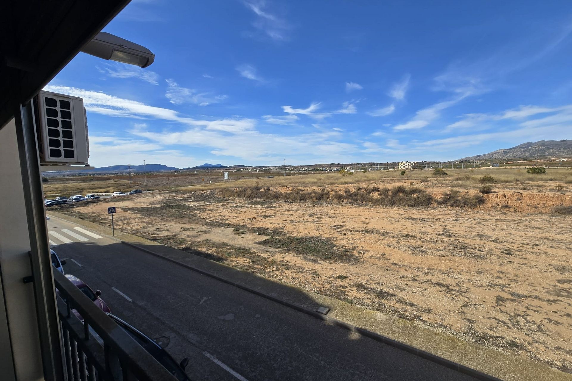 Herverkoop - Plat -
Pinoso