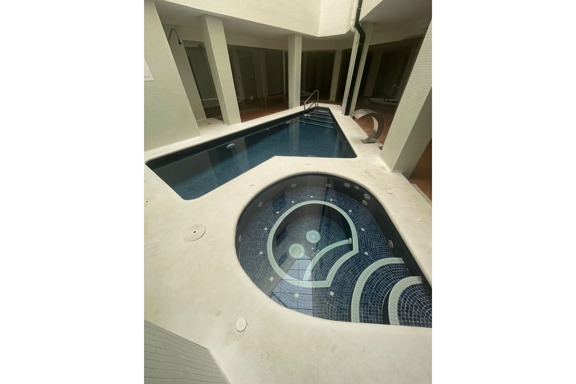 Herverkoop - Plat -
Pinoso