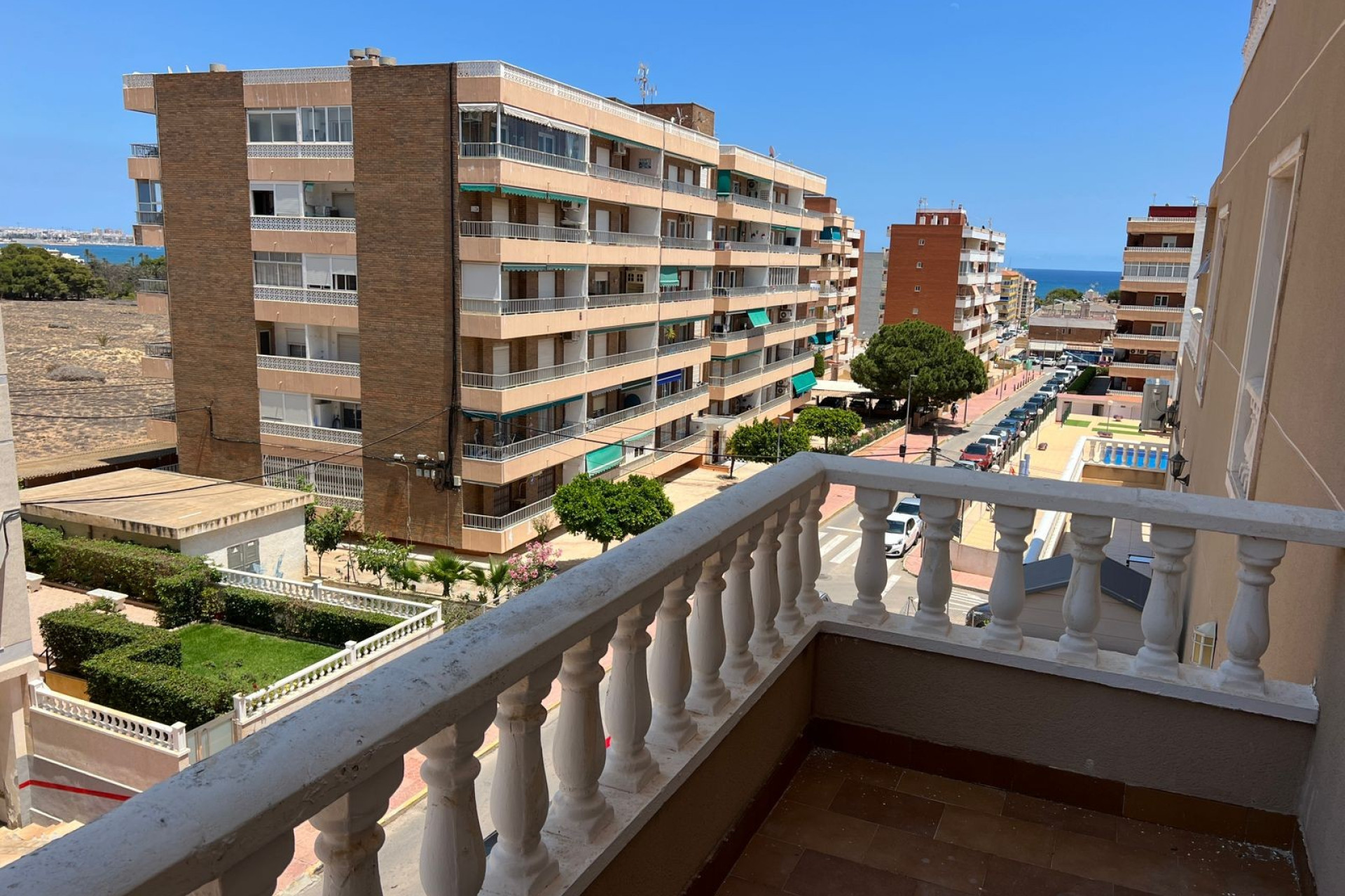 Herverkoop - Plat -
Punta Prima - Punta Prima Torrevieja