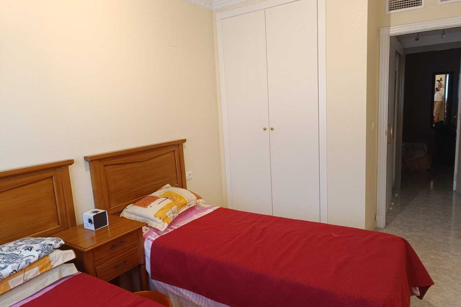 Herverkoop - Plat -
Rafal