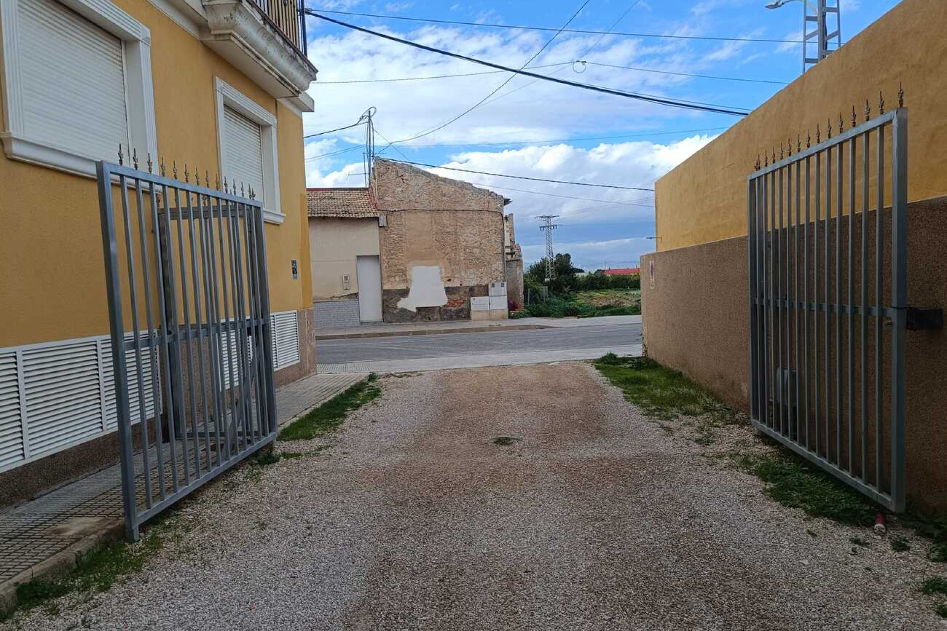 Herverkoop - Plat -
Rafal