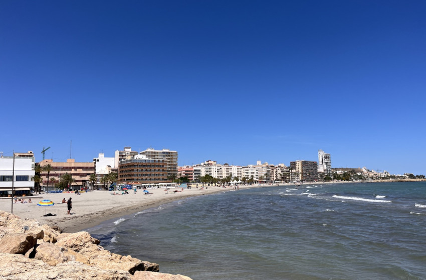 Herverkoop - Plat -
Santa Pola - Costa Blanca
