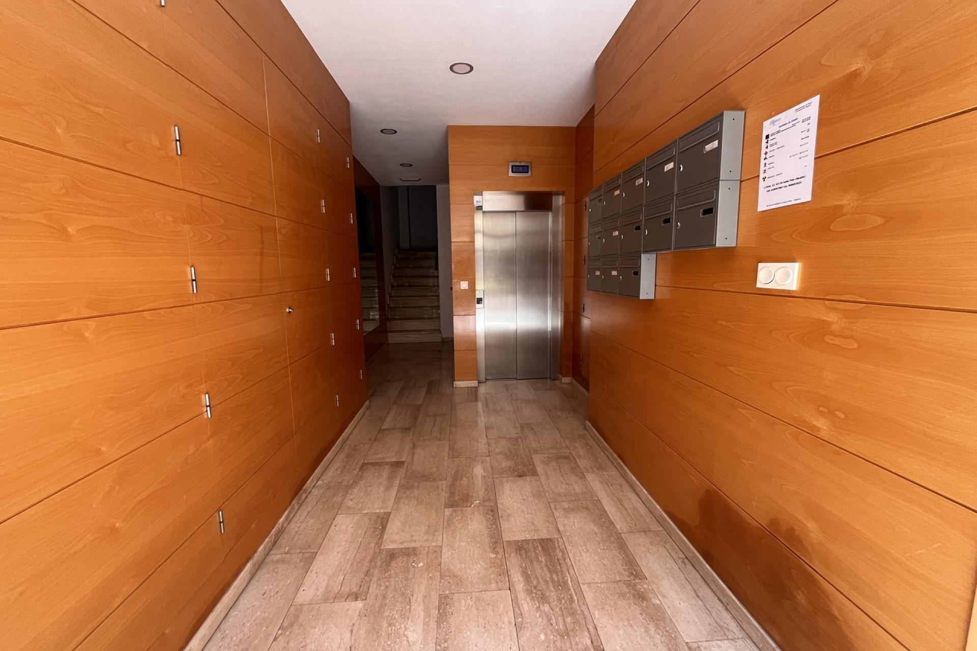 Herverkoop - Plat -
Santa Pola - Costa Blanca