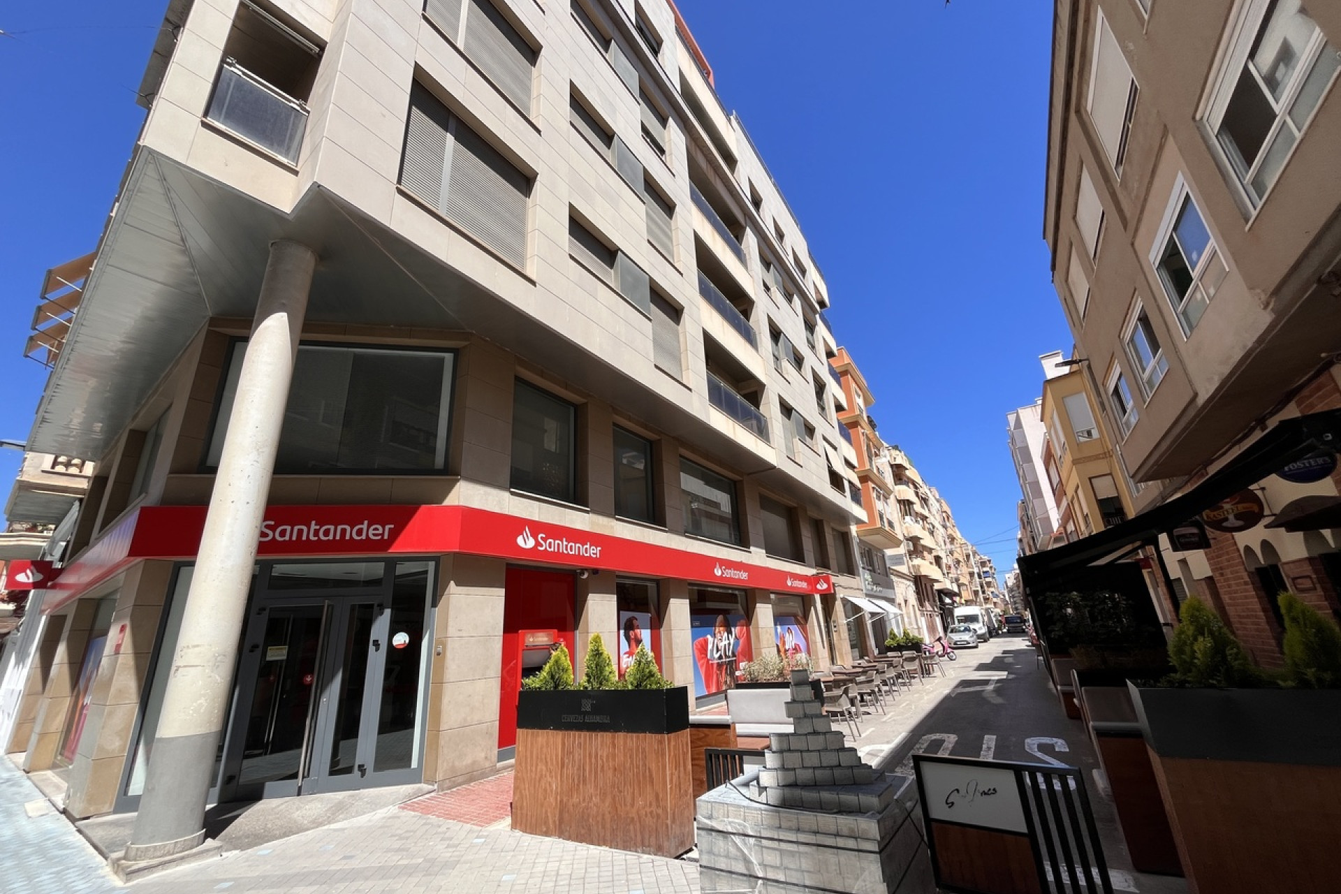 Herverkoop - Plat -
Santa Pola - Costa Blanca