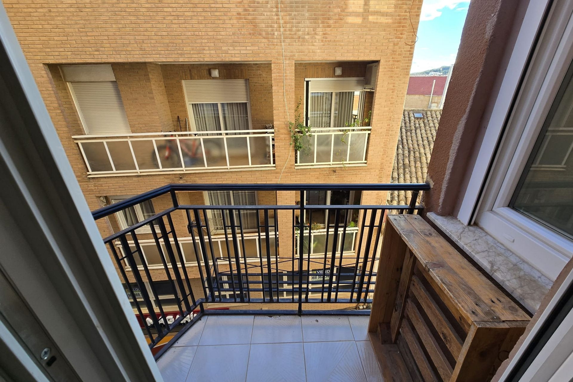 Herverkoop - Plat -
Sax