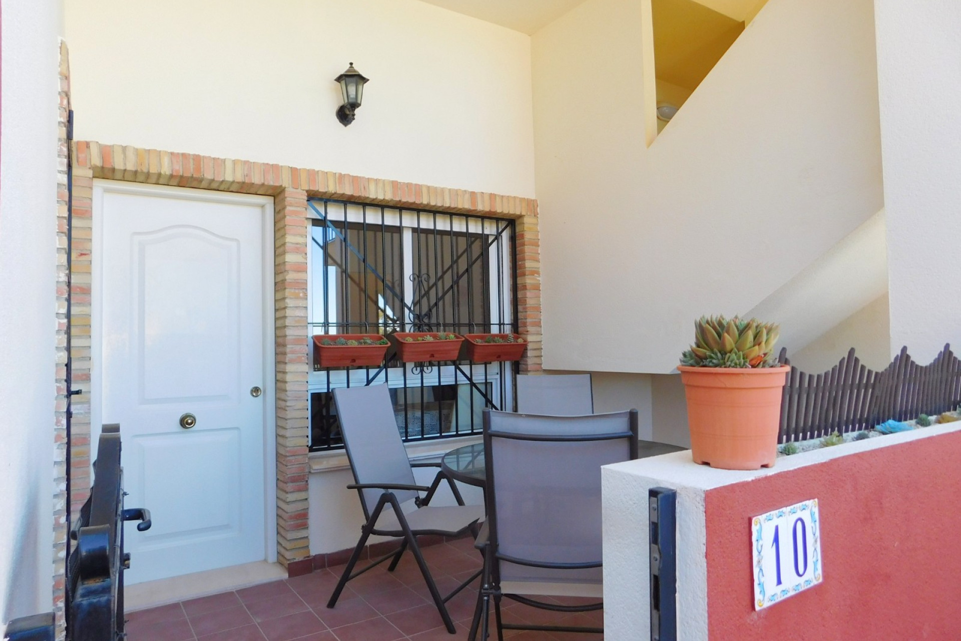 Herverkoop - Plat -
Torremendo