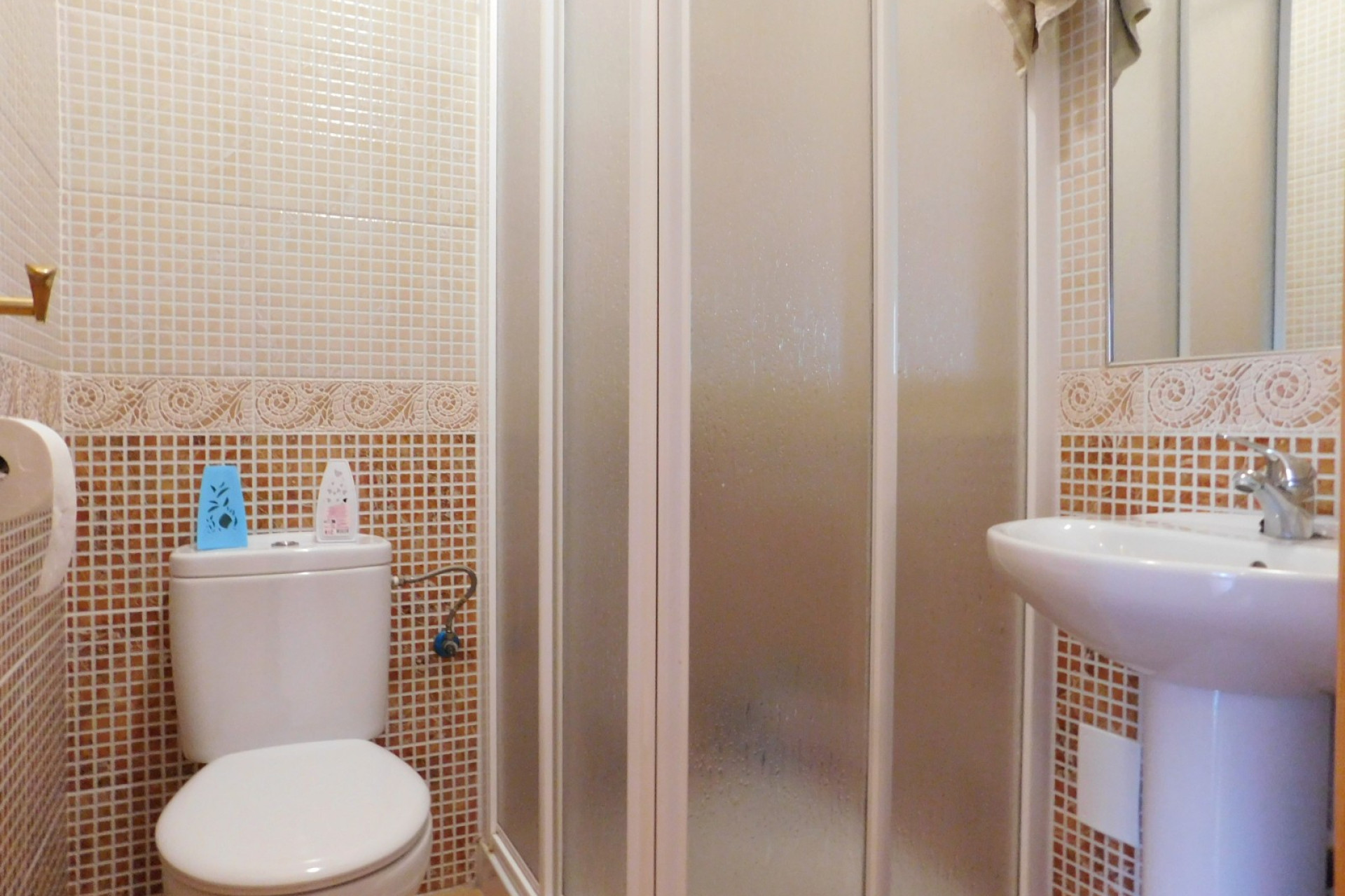 Herverkoop - Plat -
Torremendo