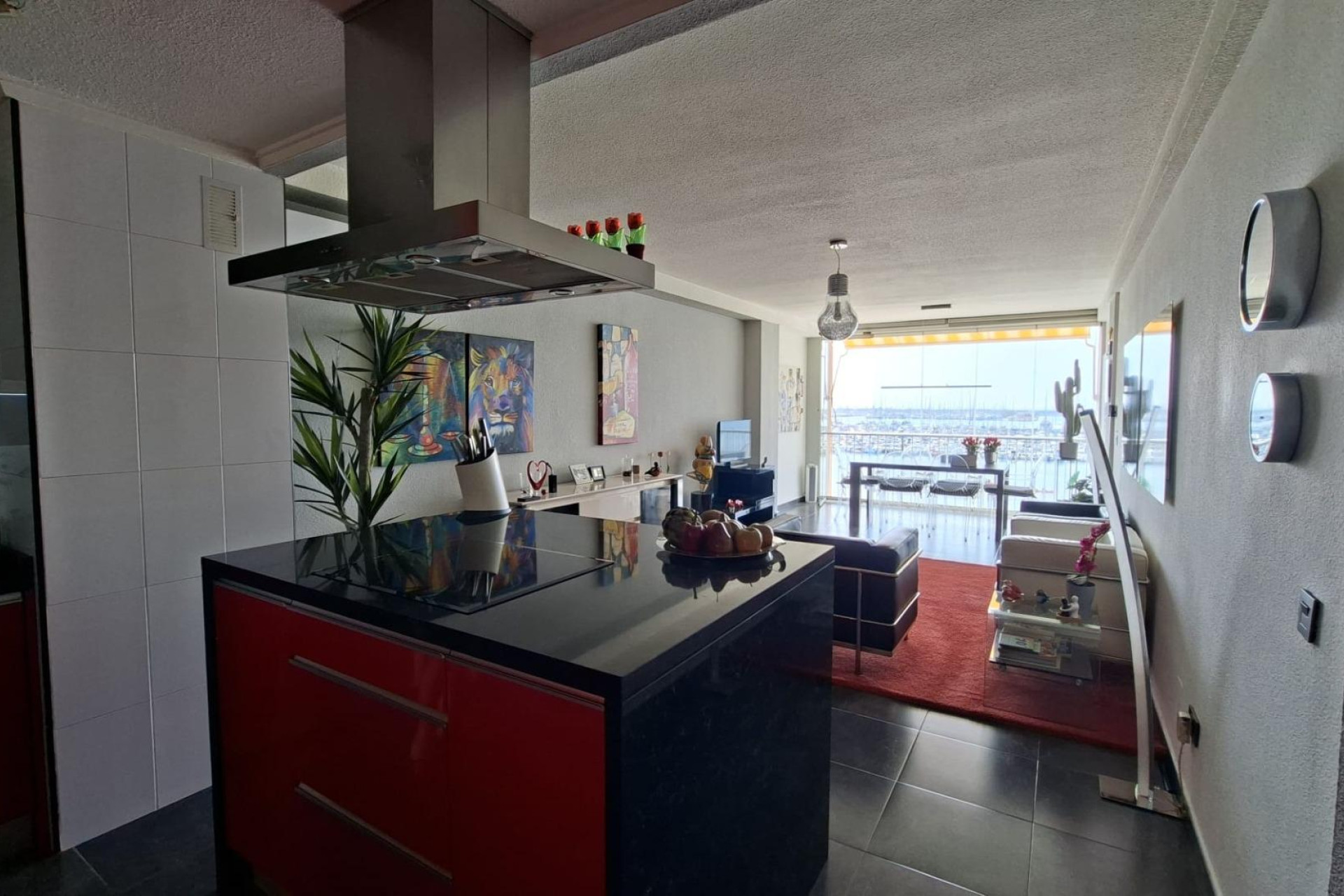 Herverkoop - Plat -
Torrevieja - Acequion