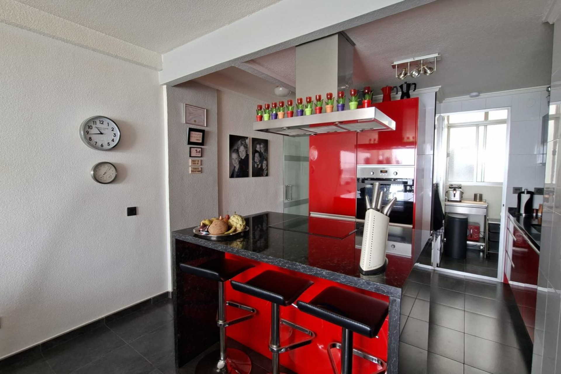 Herverkoop - Plat -
Torrevieja - Acequion