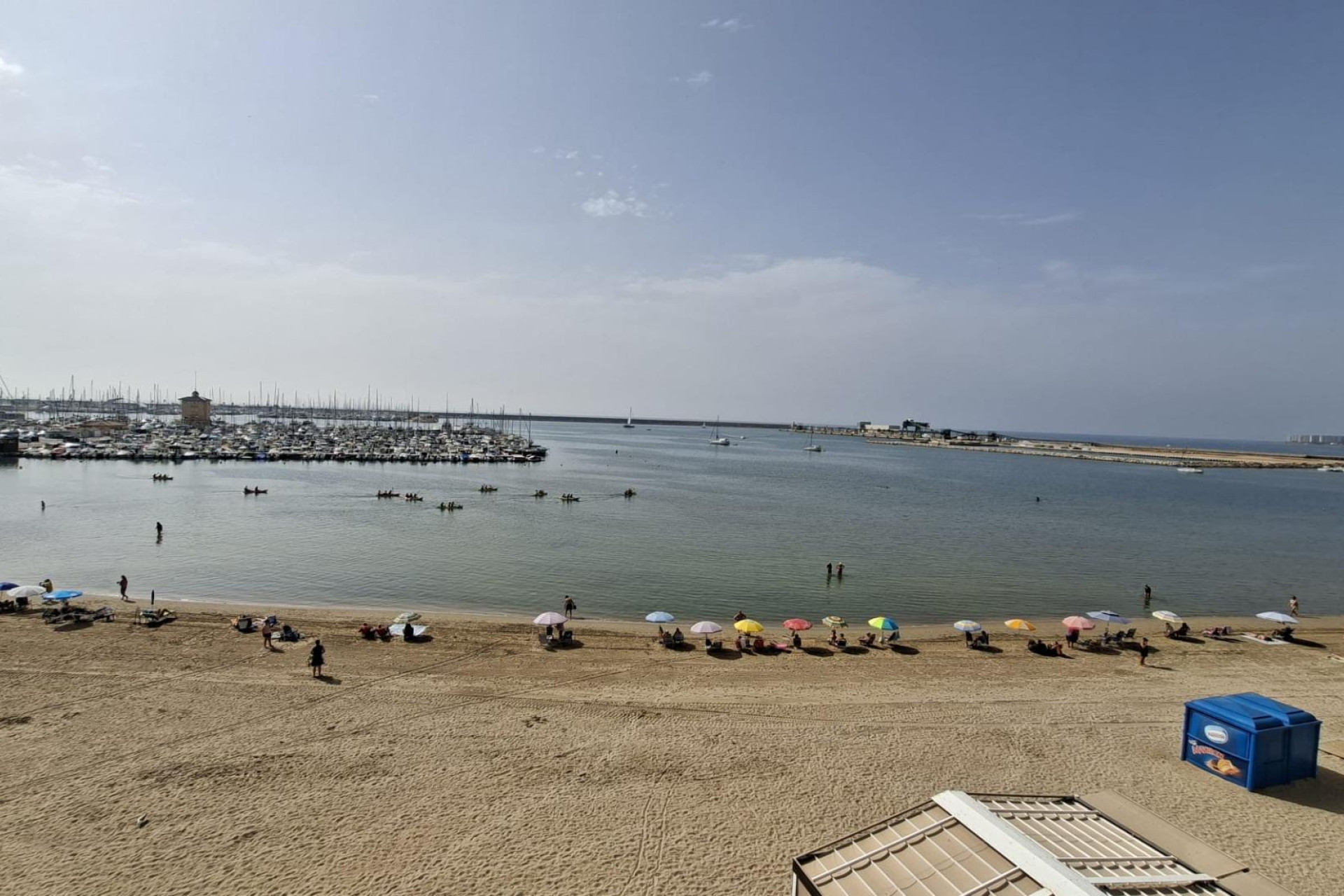 Herverkoop - Plat -
Torrevieja - Acequion