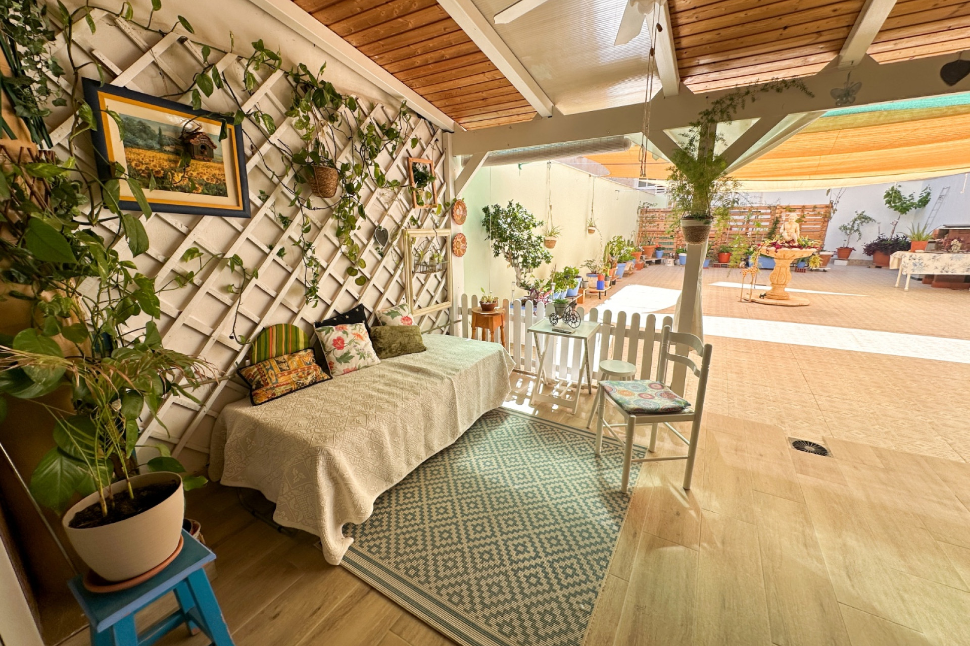 Herverkoop - Plat -
Torrevieja - Center