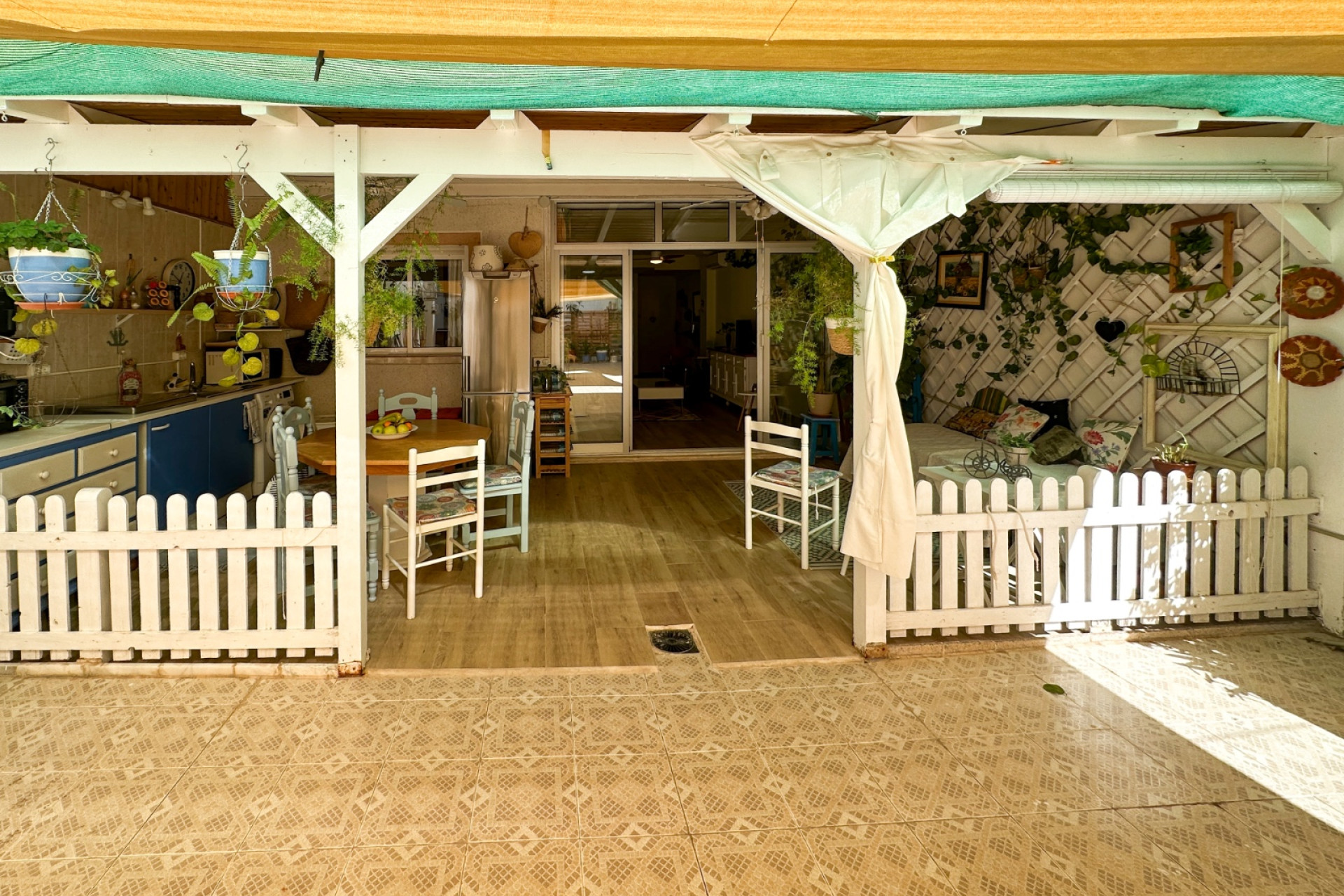 Herverkoop - Plat -
Torrevieja - Center