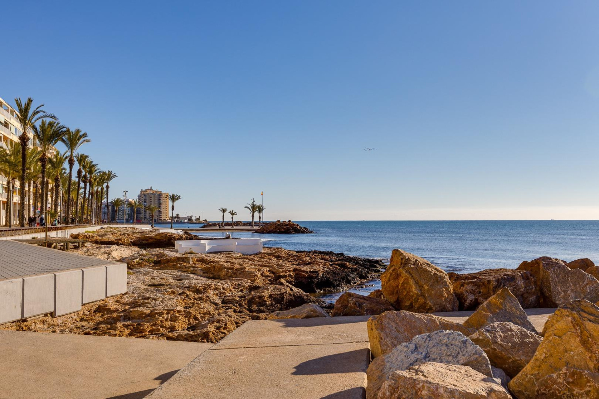 Herverkoop - Plat -
Torrevieja - Centro