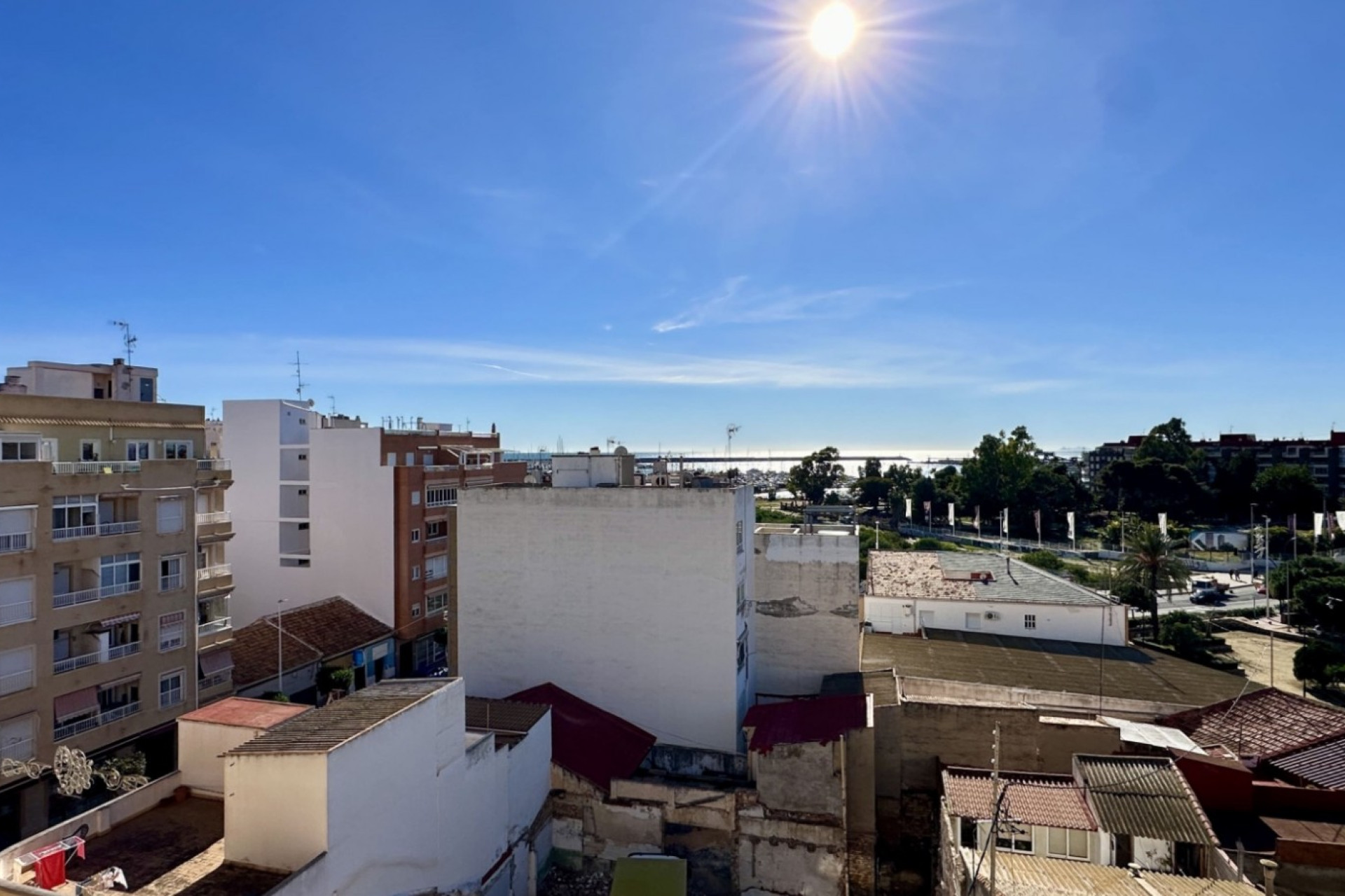 Herverkoop - Plat -
Torrevieja - Costa Blanca