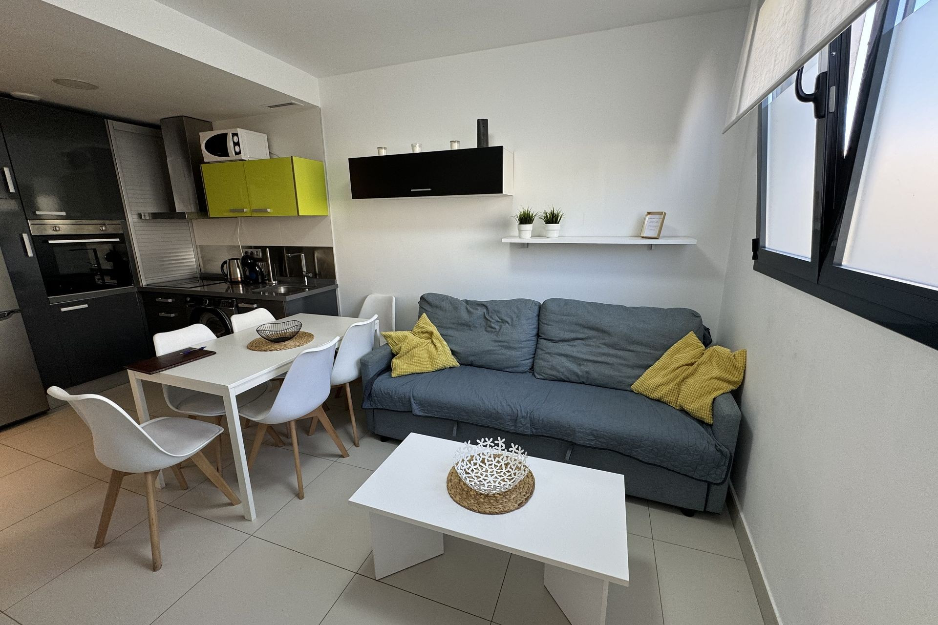 Herverkoop - Plat -
Torrevieja - Costa Blanca