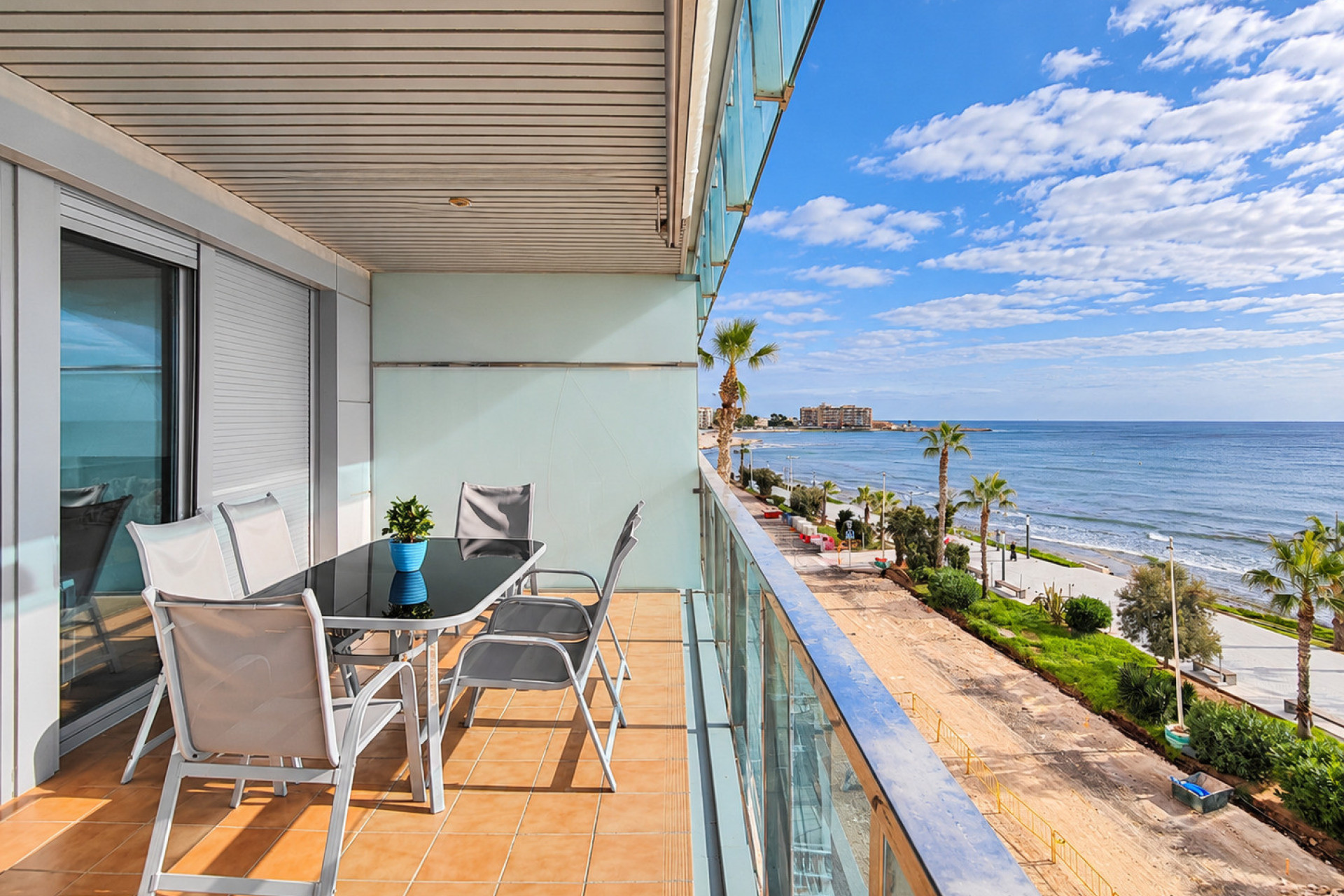 Herverkoop - Plat -
Torrevieja - Costa Blanca