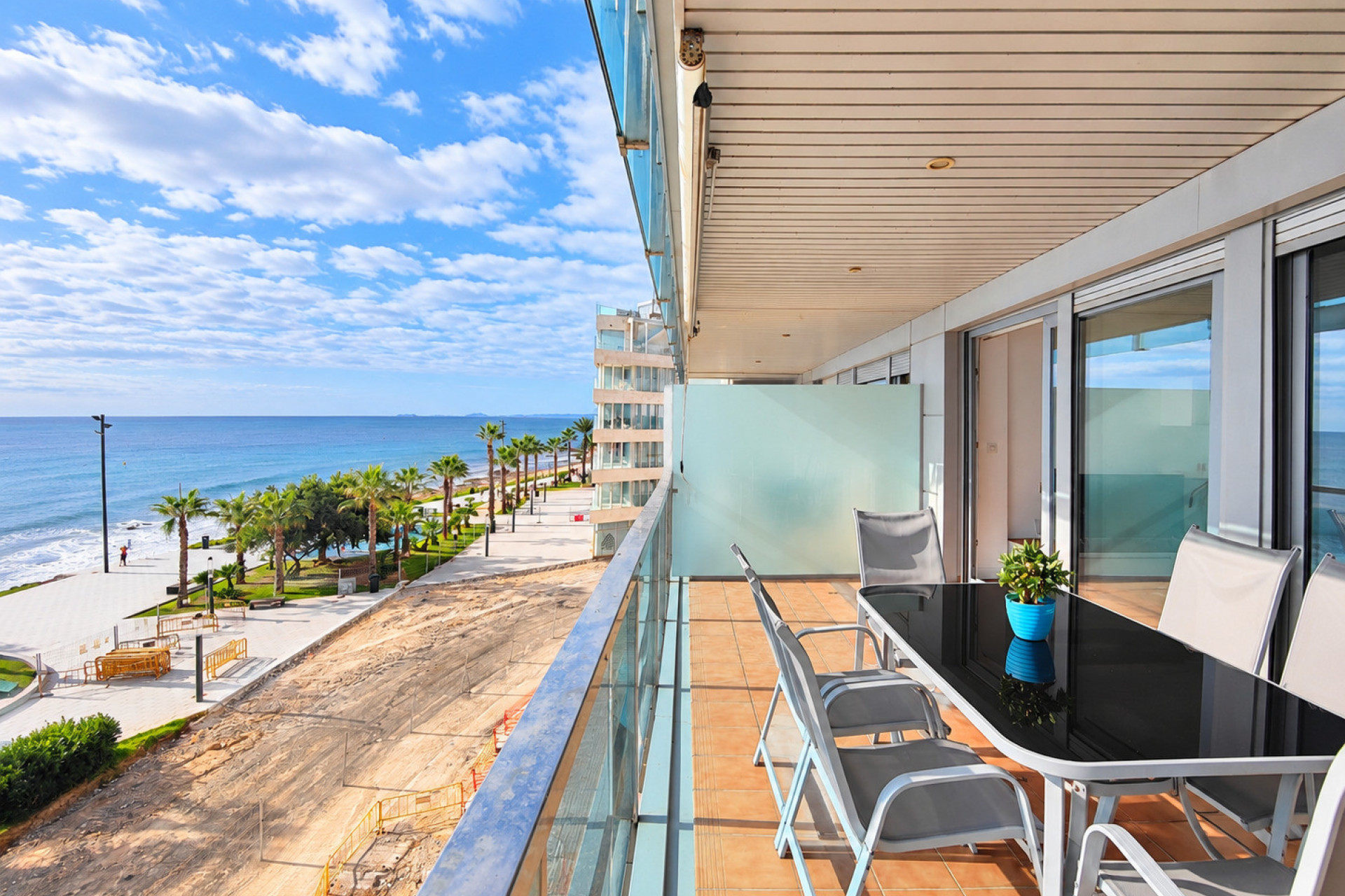 Herverkoop - Plat -
Torrevieja - Costa Blanca