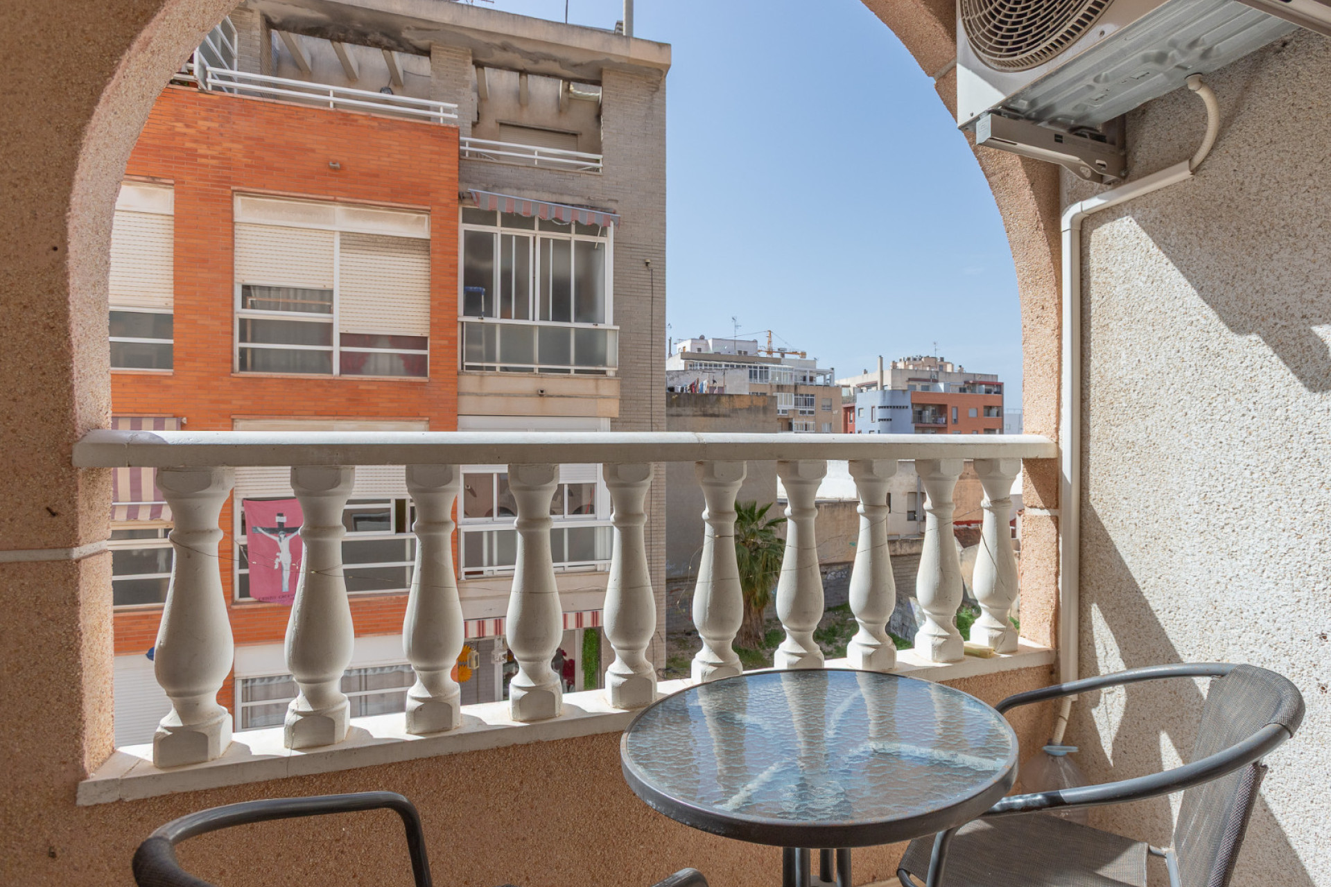 Herverkoop - Plat -
Torrevieja - El Molino