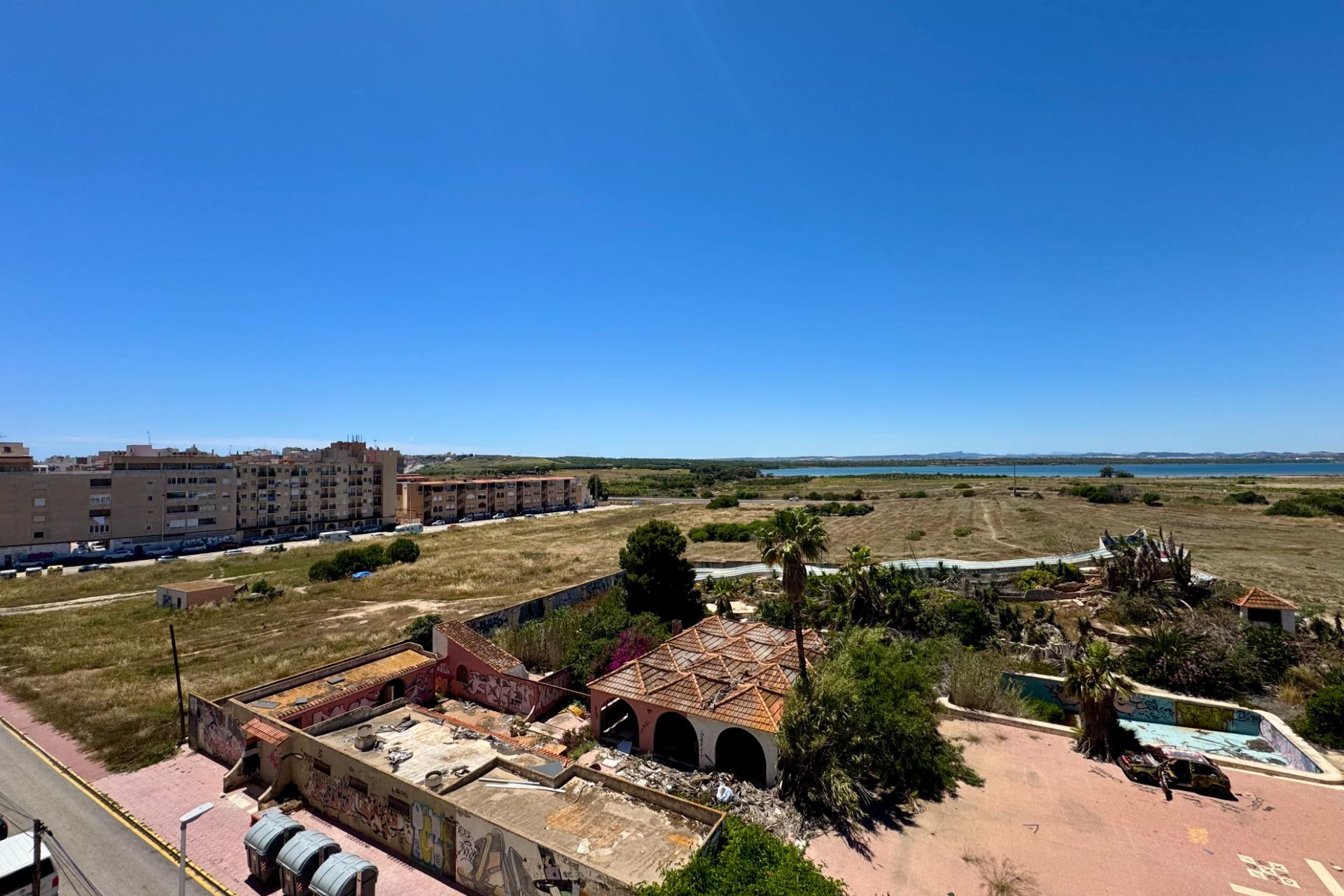 Herverkoop - Plat -
Torrevieja - Gaspar Perrelló