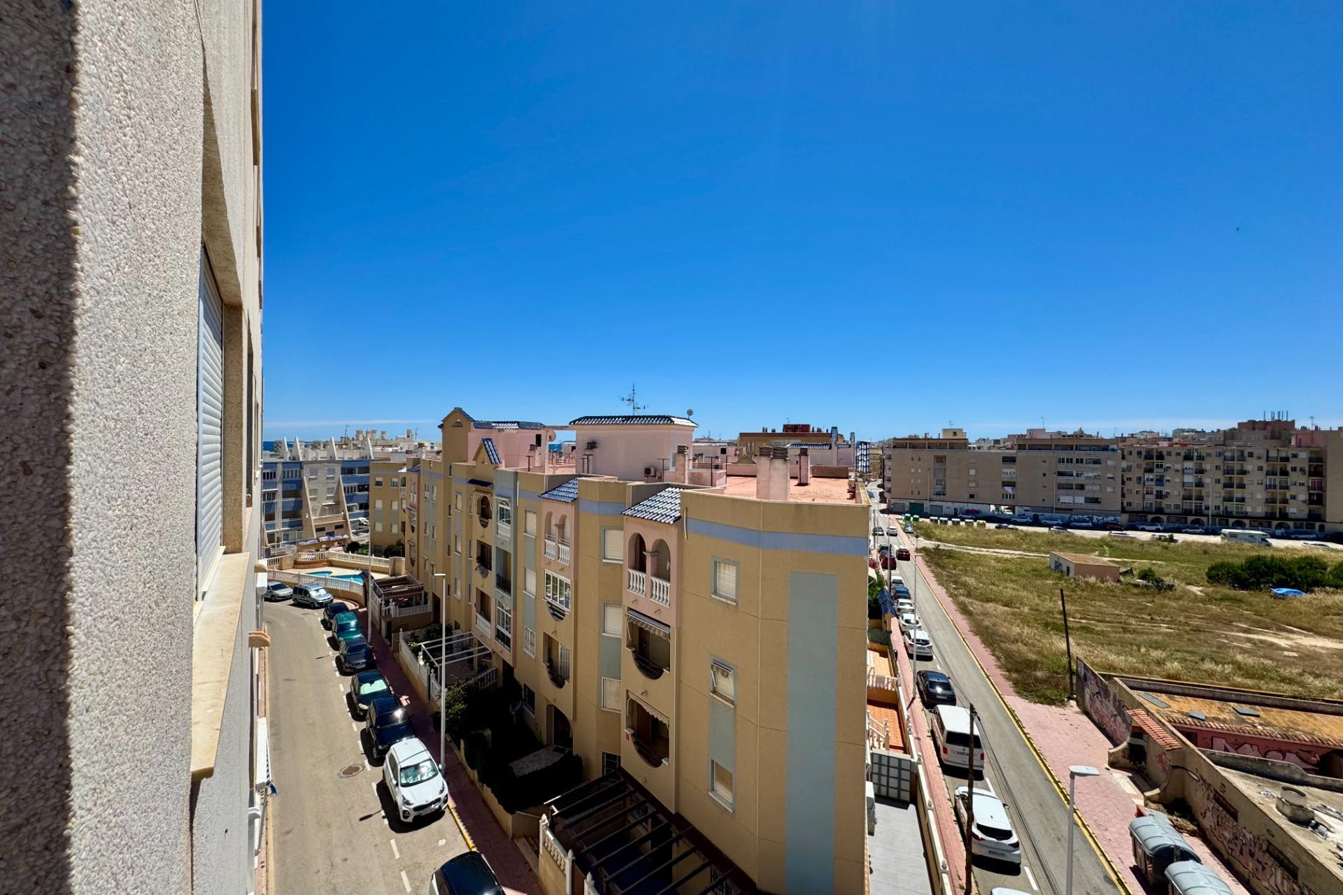 Herverkoop - Plat -
Torrevieja - Gaspar Perrelló