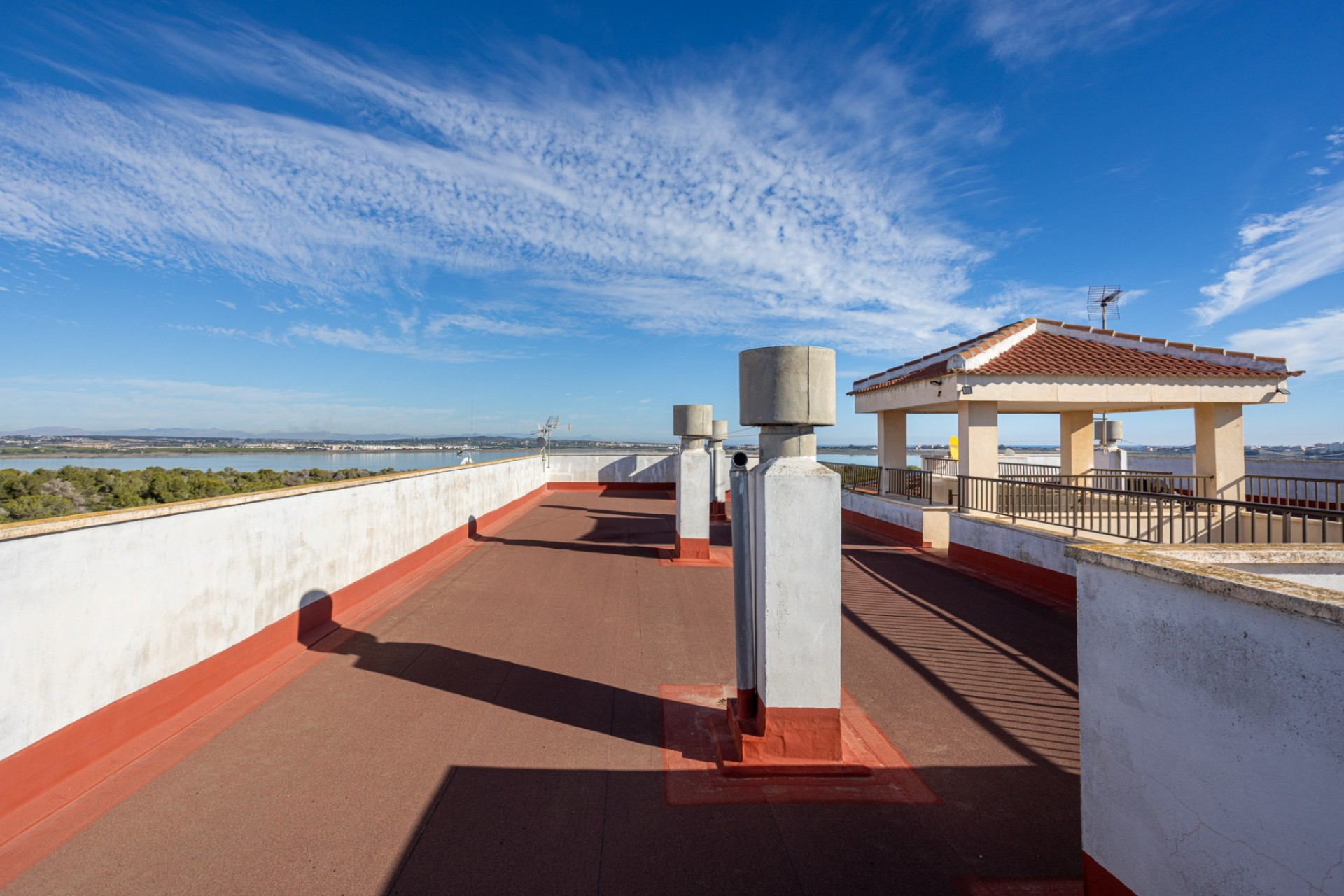 Herverkoop - Plat -
Torrevieja - La Siesta