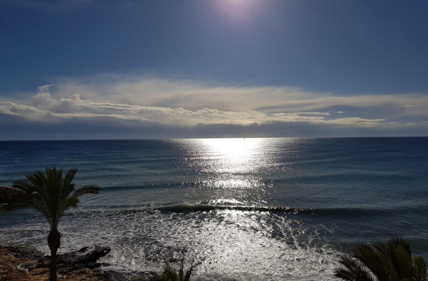 Herverkoop - Plat -
Torrevieja - Las Piscinas Naturales